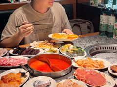 -阪尚皇·原切牛排·烤肉火锅自助(北京路店)