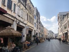 -海口骑楼小吃街