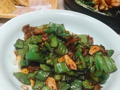 -宏达宴老菜馆(群力第四大道店)