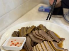 -津津菜馆(绝没分店)