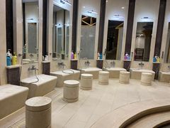 -碧中海汤泉汗蒸酒店