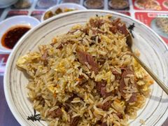 招牌烤肉炒饭-扬二春炒饭(国庆路总店)