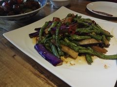 -東舍食唐精品陕菜馆