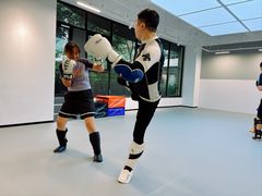 -EFL巴西柔术·综合格斗·泰拳·少儿体能训练(虹桥德必馆)