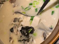 -姜君·千岛湖鱼头馆(浦东大道店)