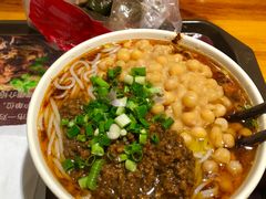 -呼啦面馆·头牌豌杂面(爱琴海店)