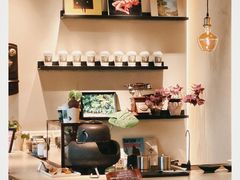 -luutosa  cafe & tea 鹿兔山