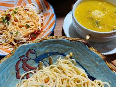 金针菇-十面欢腾·海鲜面·台式Bistro(长乐路店)