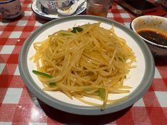 -老郑家东北春饼(龙悦居店)