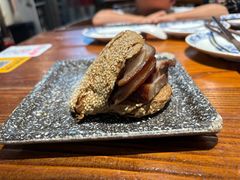 -老天桥酱肉烧饼夹肘子(天桥店)