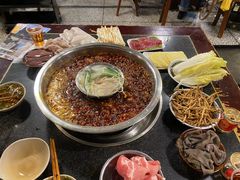 -邓莽子老火锅(中兴路总店)
