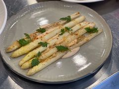 -LESCEDARS Brasserie Bistro香柏树