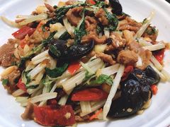 白芹菜爆黄牛肉-眉州东坡(博雅店)