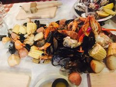 -The Crab Pot Seattle