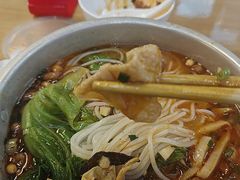 -丽丽三鲜螺蛳粉(田林路店)