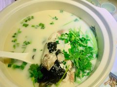 鱼头汤-徽州月·民间徽菜(浦东总店)
