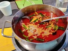 -四季喧黔味豆米火锅(万达广场店)