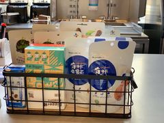 -瑞幸咖啡(青秀区龙光世纪A座店)