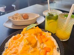 -洪小鹏生活美学馆(领SHOW天地店)
