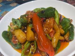 -乡村馕坑肉·烧烤·新疆菜·本地人更爱吃(阿勒泰首店)