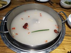 -龙记斑鱼火锅鲜切牛肉自助(红山路店)