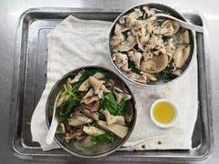 -广场正宗原汁薏米店