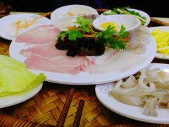 -桥香园云南过桥米线(金马碧鸡店)