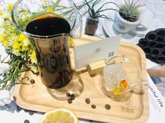 -ZING COFFEE 镜咖啡