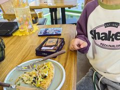-Dragon Pizza•圆脸龙披萨·牛排餐厅