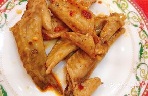 Spicy Sticky Chicken Tips
