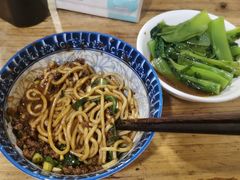-素椒杂酱面(油篓街店)