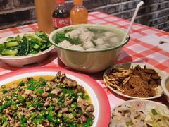-老方桌烂蹄花川菜馆(九龙坡店)