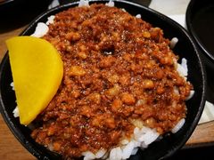 卤肉饭-伊人锅·魔石泡泡鱼