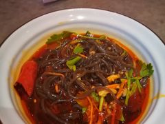 酸辣蕨根粉-鸣记脆皮烤鱼·海鲜烤鱼(三八广场店)