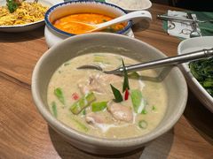 中部绿咖喱鸡肉-帕蓝·暹罗料理(大学路店)