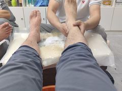 -郑远元专业修脚房(国顺东路店)