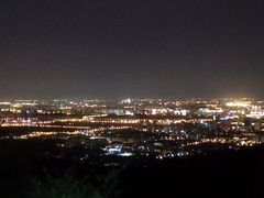 -鬼笑石后山停车场