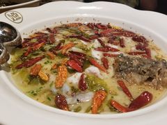 老坛酸菜鲈鱼-江渔儿酸菜鱼(映月湖环宇城店)