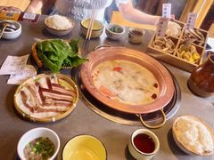 -阿婆情腊排骨火锅·野生菌季(古城旗舰店)