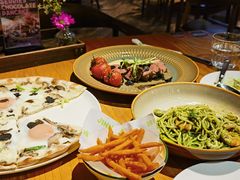 -JINNS锦时 steak&pizza(浸信会礼拜堂旧址店)