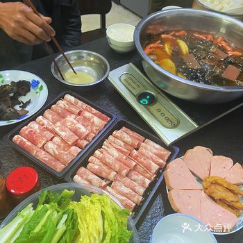 「聚鑫家园」和家人一起制作美食,再品尝美食是一件多么