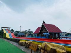 -沈阳龙润夏宫温泉水乐园