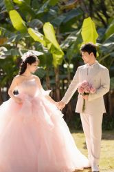 -挪娅婚纱摄影皇家会所