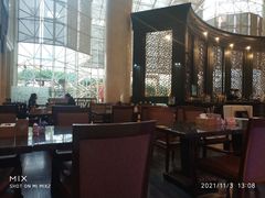 -上海齐鲁万怡大酒店·辣椒屋咖啡厅