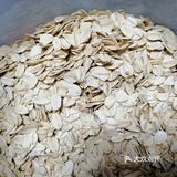 秋季的早餐，来一份润肠暖胃的～燕麦鸡蛋粥