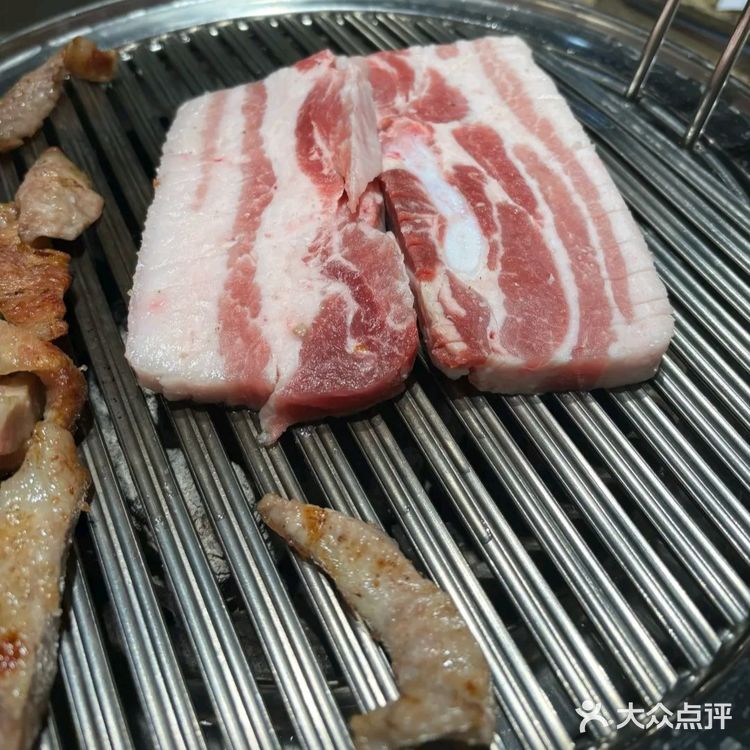 厚切黑猪🐷，烤肉界YYDS[狗头]
