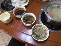 -景明轩•养生酸汤鱼火锅 云贵鲜菌 现舂野果酸汤(王寨小区店)