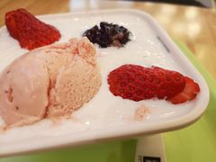 雪山草莓-满记甜品(荟聚购物中心店)