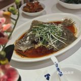 知粵賞味，以盤中風物，氤氳粵饌況味。