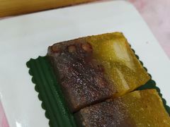 双色红豆马蹄糕-海港酒楼·平价海鲜·茶点(小公园店)